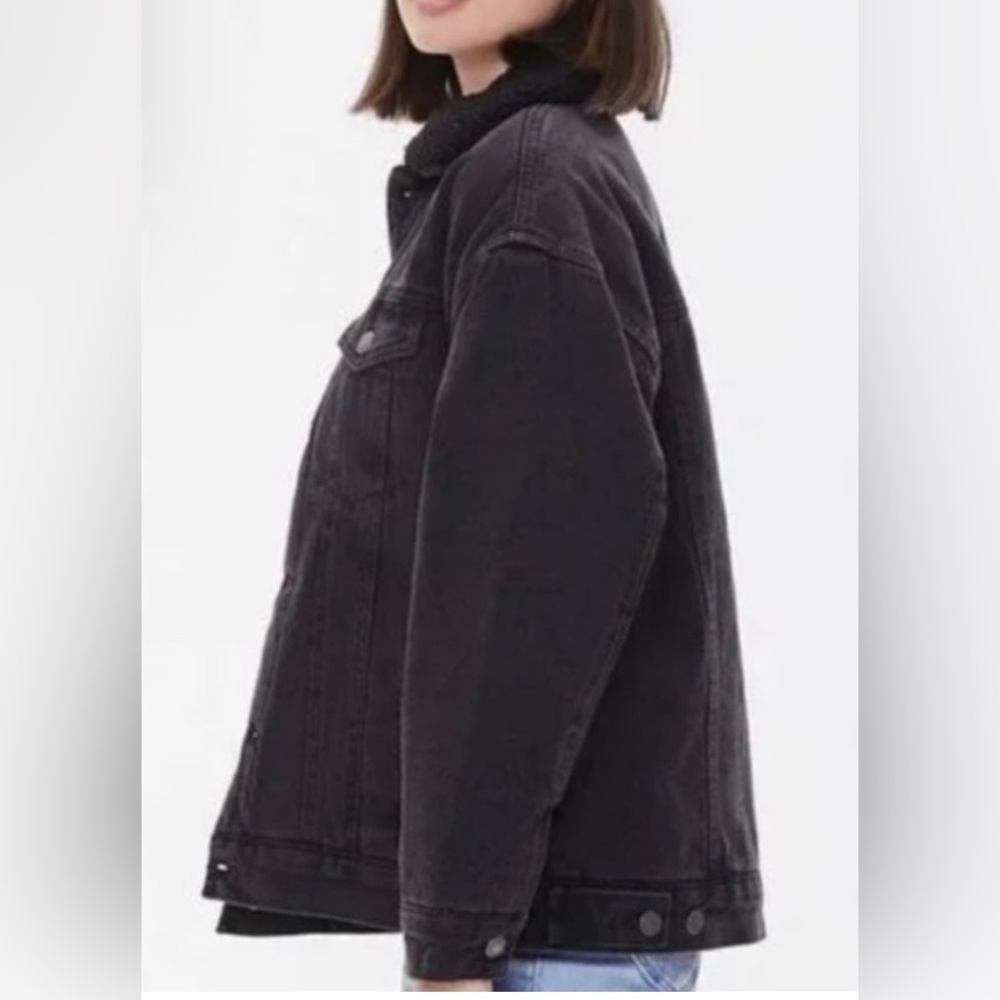Forever 21 Black Sherpa Jean Jacket - Picture 7 of 8